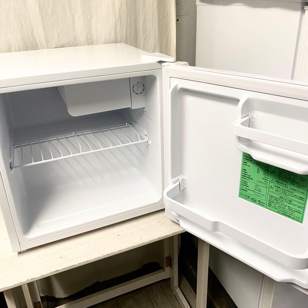 美品！飲み物をいれておくにはちょうどいいキューブ型！1ドア冷蔵庫46L