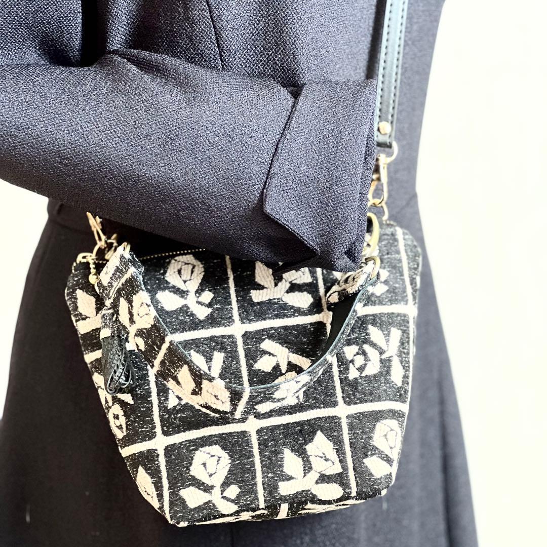 ミナペルホネン Lulu beige持ち手付きショルダーバッグMB601-081