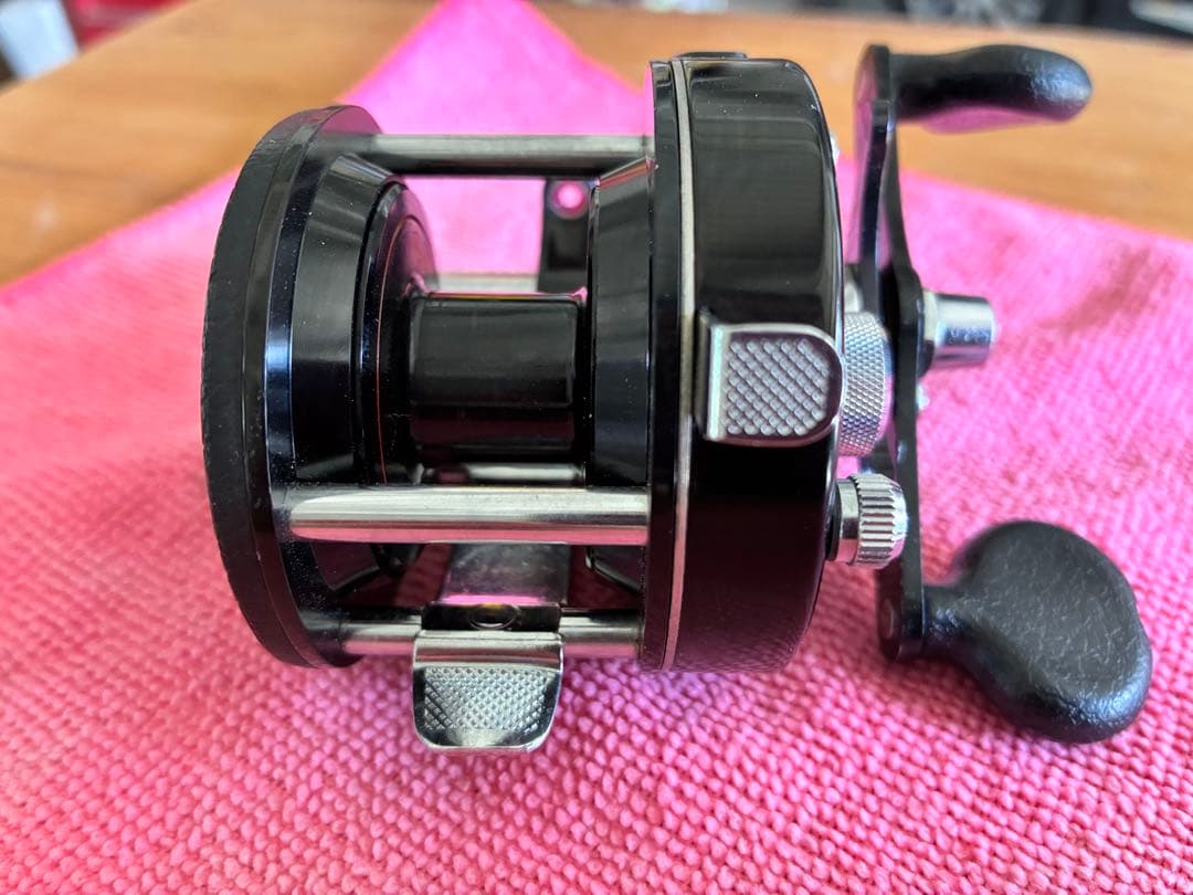 シマノ　Lew's speed spool BB1 ベイトリール　オールド
