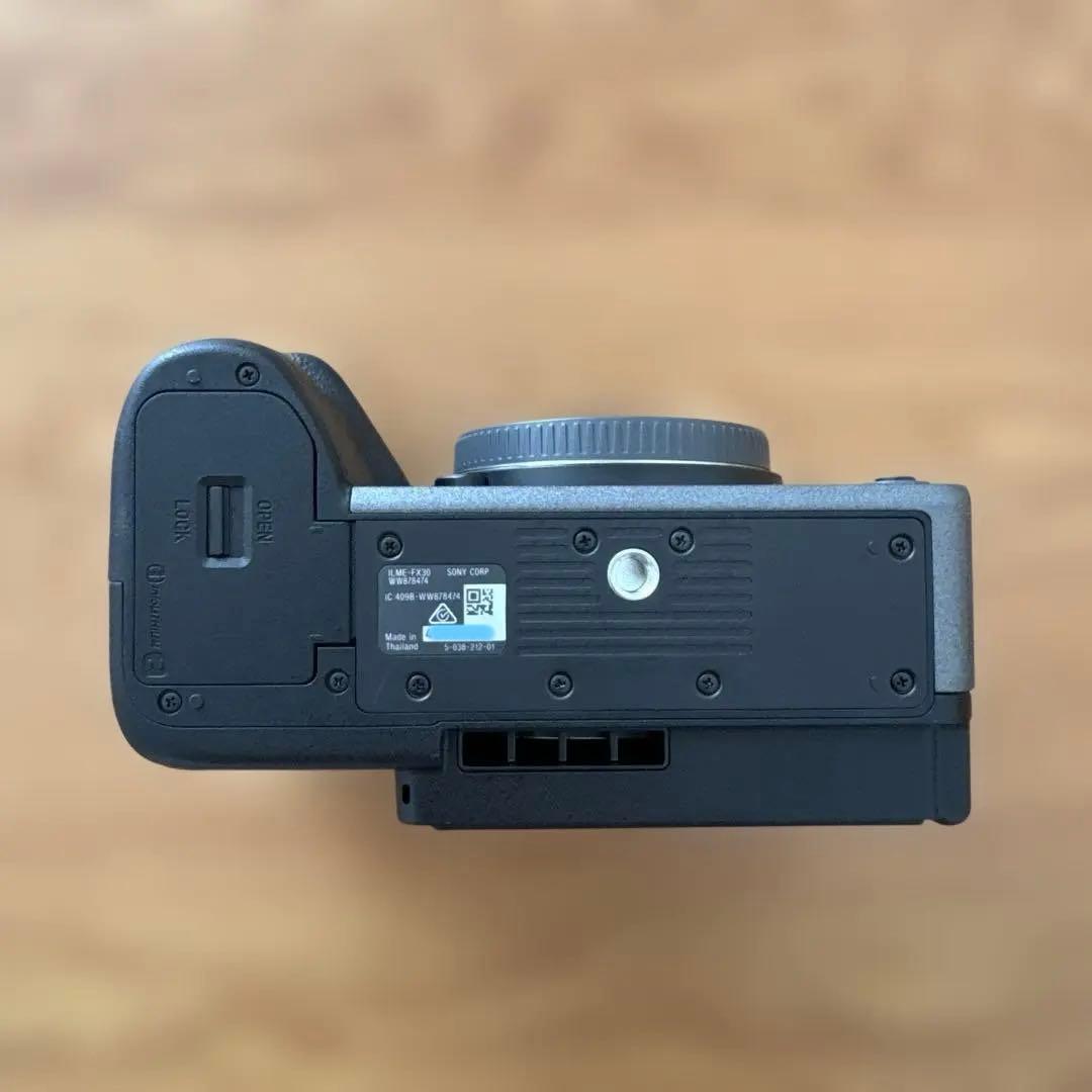 【新品同様】SONY FX30 & SONY SEL15F14G セット