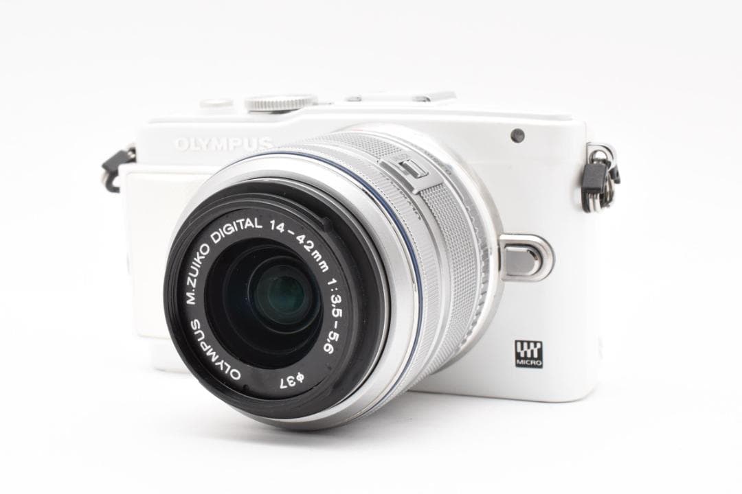 ★美品★OLYMPUS PEN Lite E-PL6 ケース SDカード付