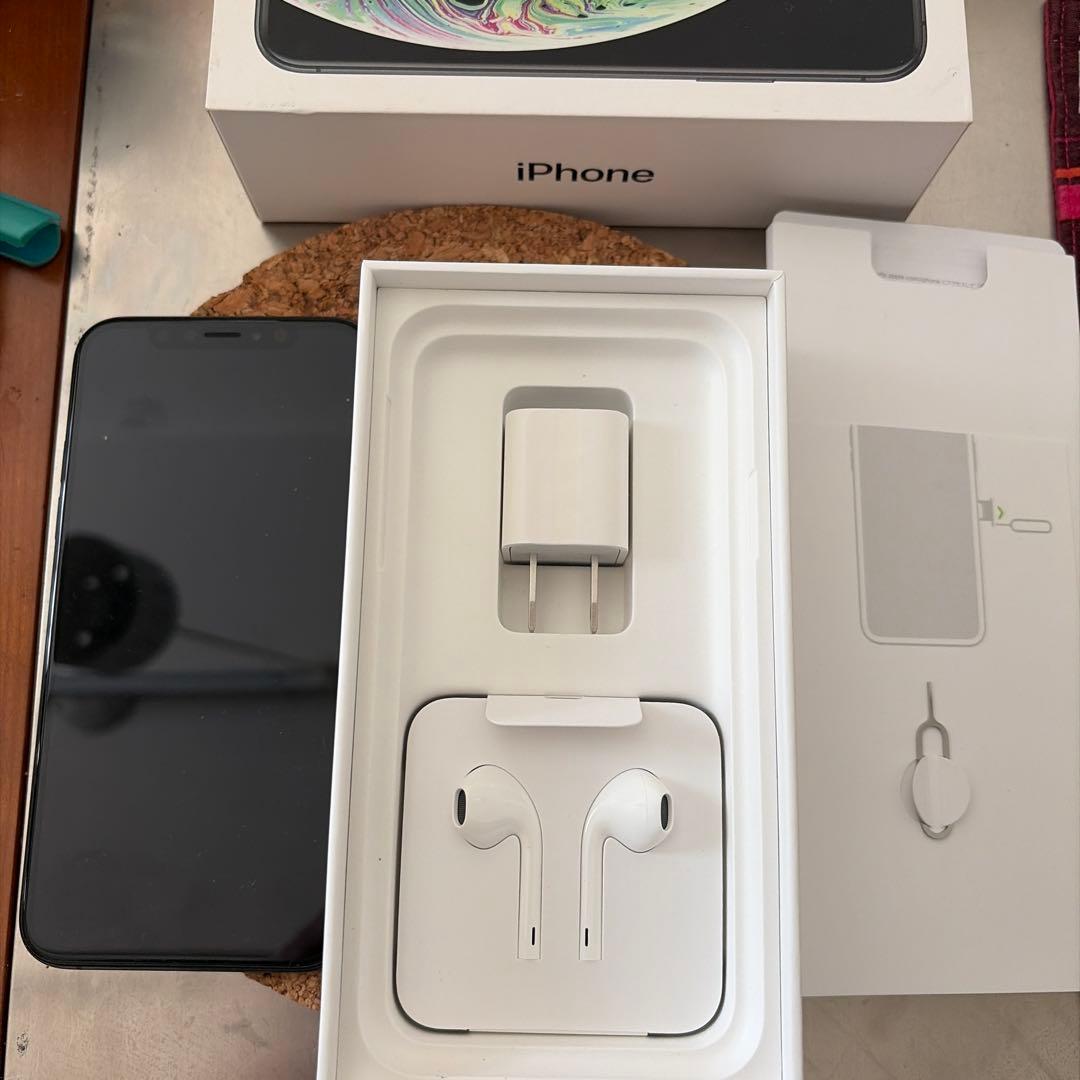 iPhone 256GB 本体