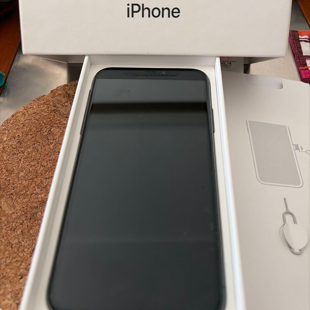 iPhone 256GB 本体