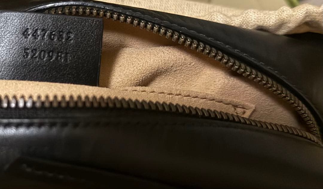 GUCCI GGマーモント チェーンショルダーバッグ ブラック 正規品