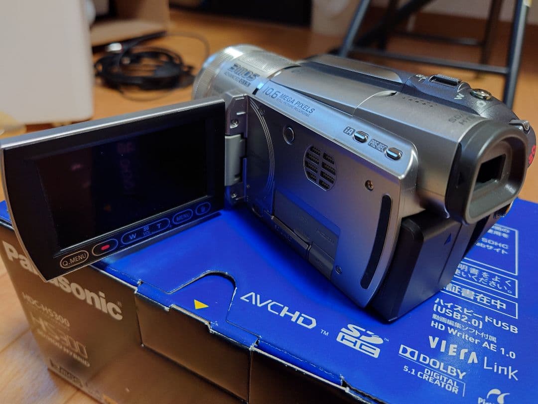 Panasonic　ビデオカメラ　HDS-HS300