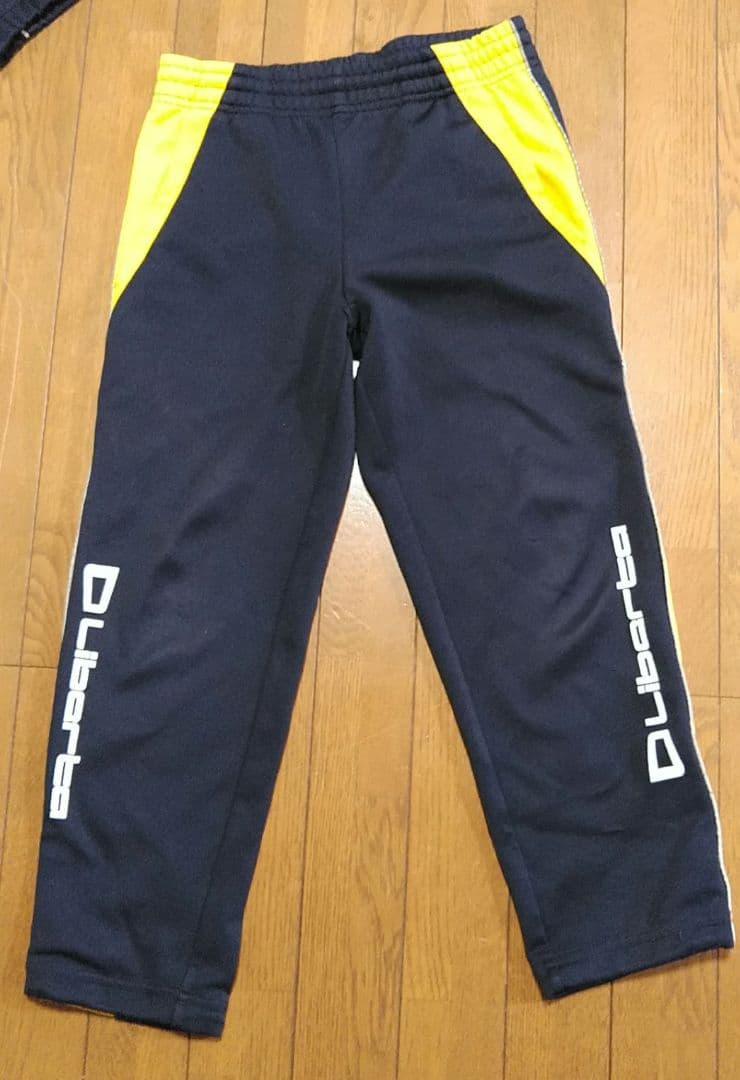 リベルタ　ユニフォーム　全てサイズ130　上下&ジャージ&靴下　セット