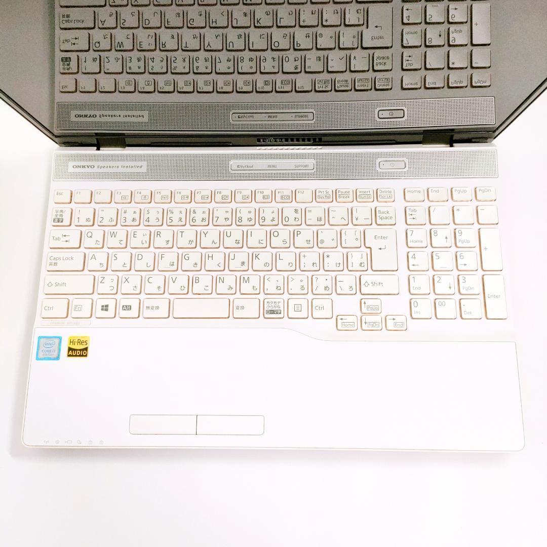第8世代i7✨️Windows11 SSD 富士通 カメラ付き白ノートパソコン