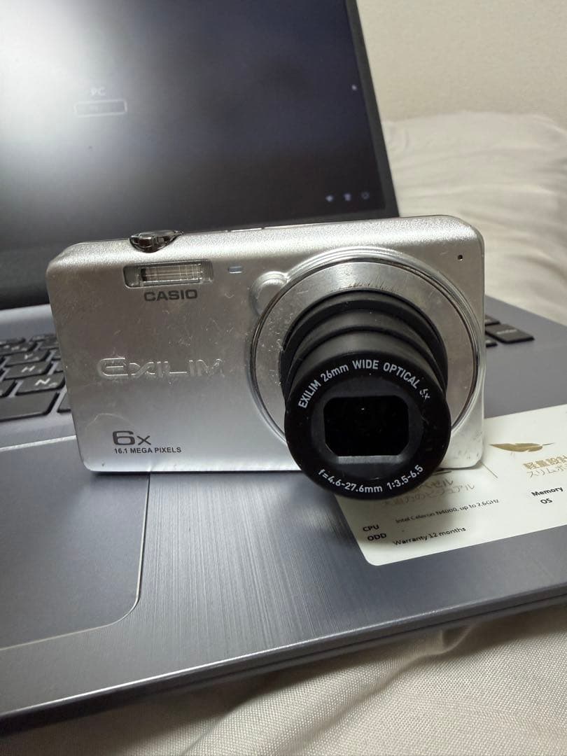 デジタルカメラ CASIO EXILIM EX-Z900