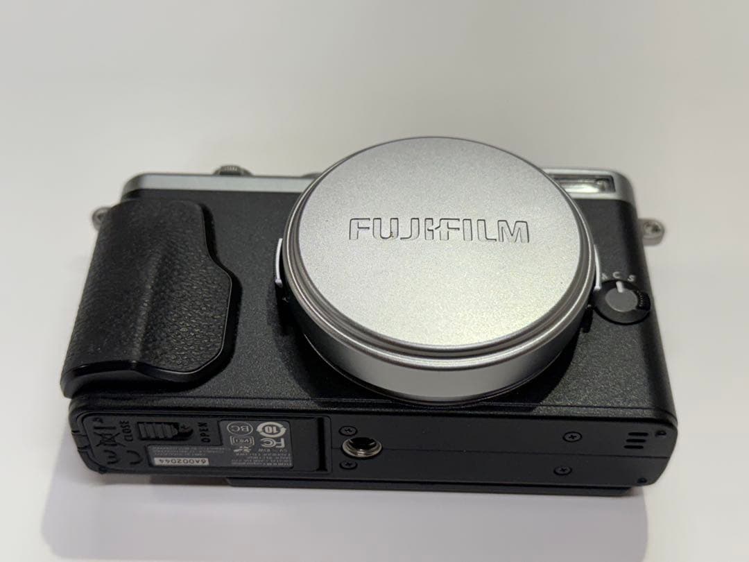 富士フィルムx70