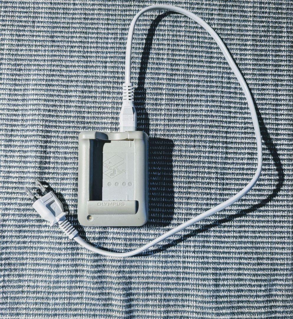 ミラーレス一眼OLYMPUS PEN E‐PL9　ブラック（本体＋箱＋備品など）