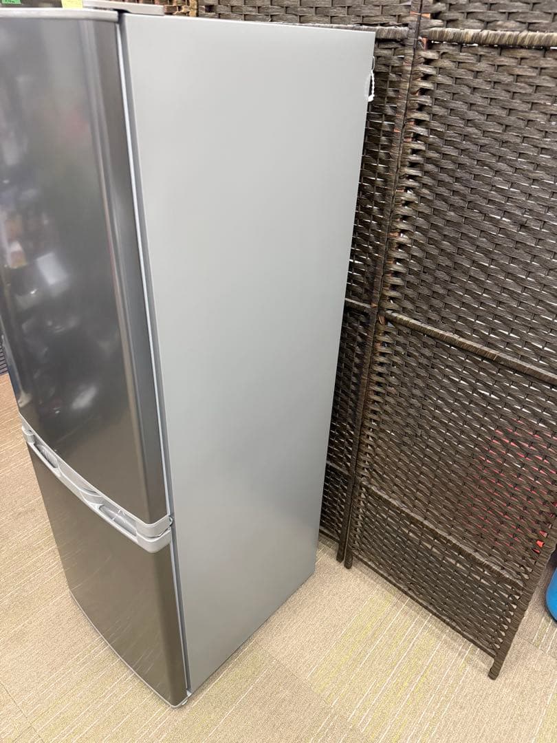 【洗浄消毒作業済】【美品】TCL 173L 冷凍冷蔵庫　F173BFN