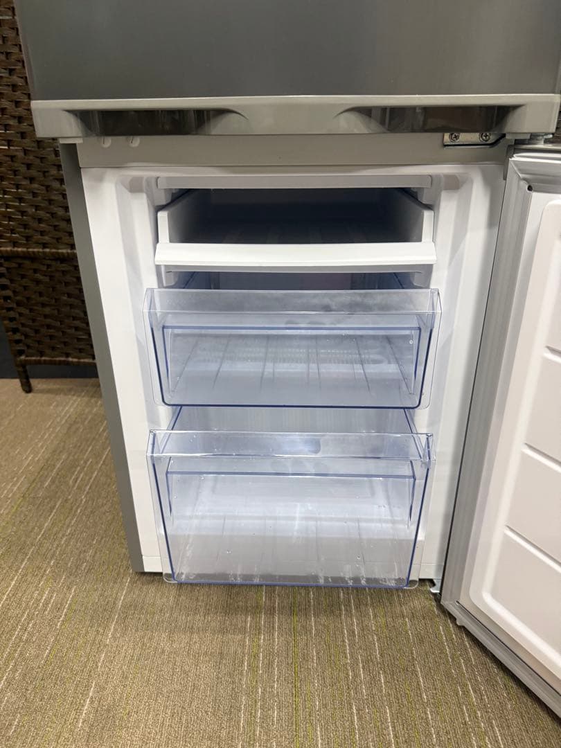 【洗浄消毒作業済】【美品】TCL 173L 冷凍冷蔵庫　F173BFN