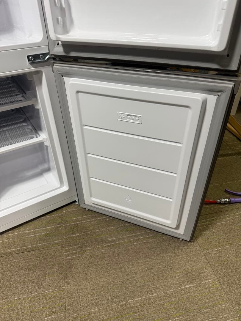 【洗浄消毒作業済】【美品】TCL 173L 冷凍冷蔵庫　F173BFN