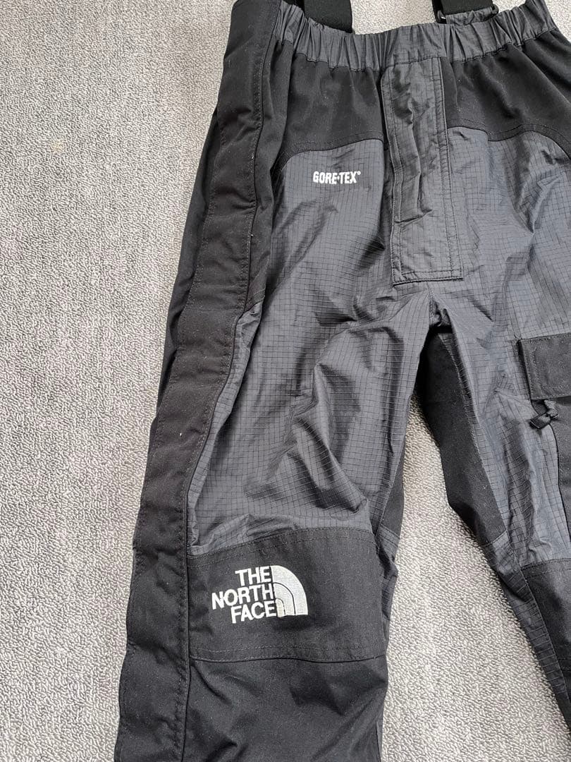 ザノースフェイス レトロスキーパンツ　サスペンダー付き　メンズＳ