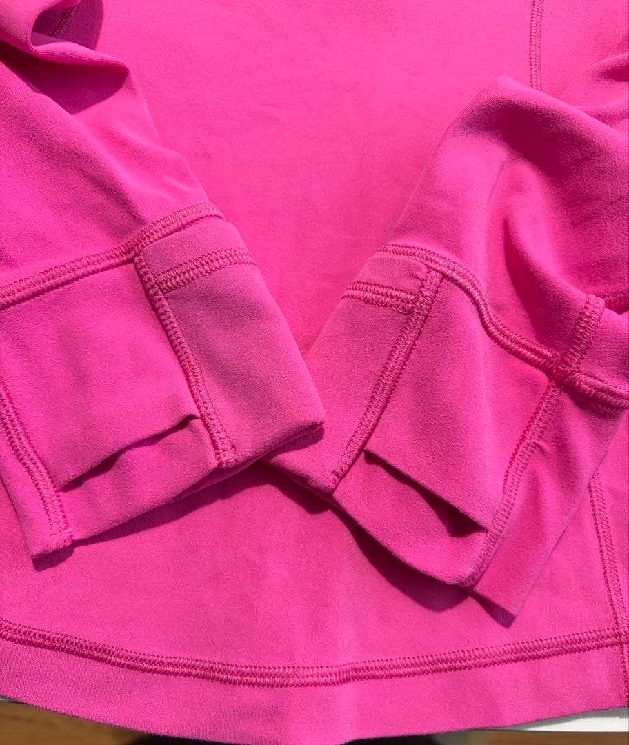 【美品】ルルレモン　フーディー　difineジャケット　ピンク　サイズ8