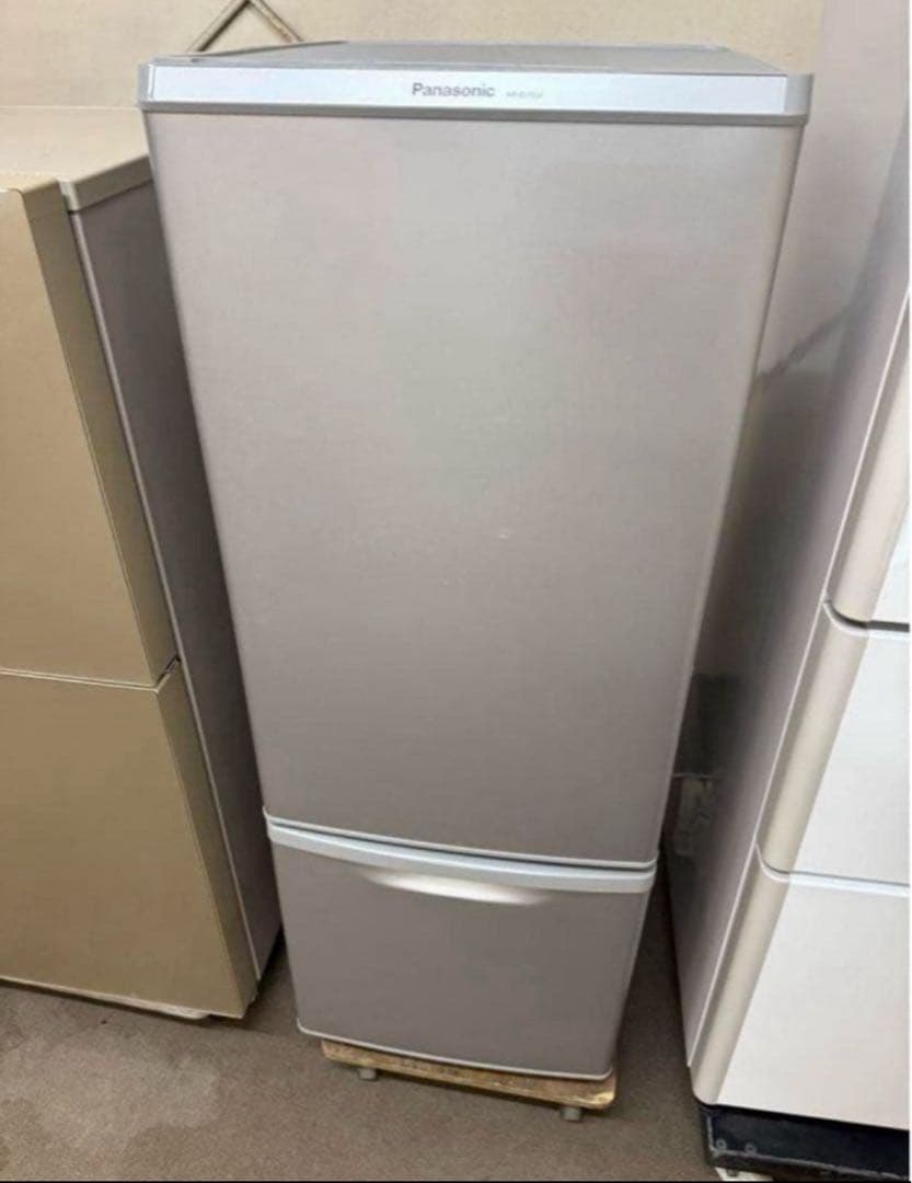 2016年式 168L 冷凍冷蔵庫 パナソニックNR-B179W-S