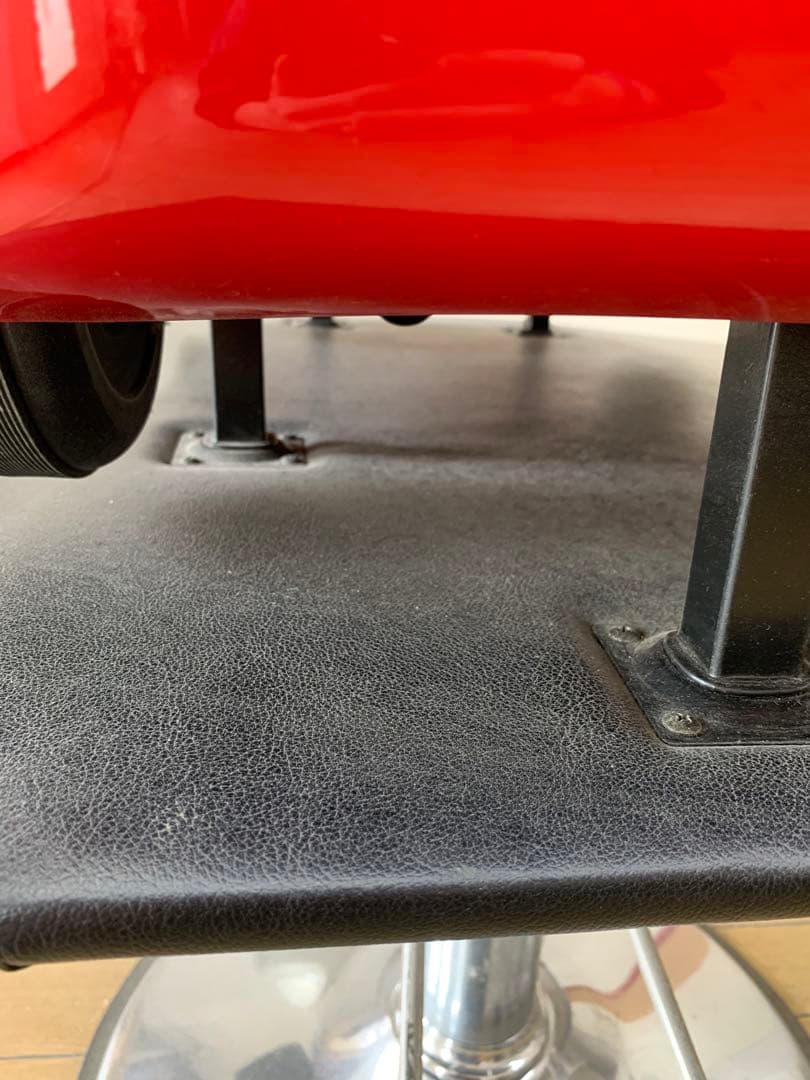 理容イス　美容イス　キッズチェアー　フェアレディZ赤