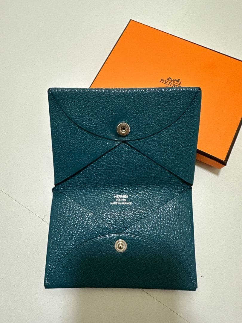 土日がラスト★エルメス カルヴィ BLEU PAON カードケース箱付き D刻印