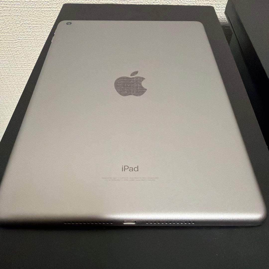iPad 6世代 無印 32GB Wi-Fi版 MR7F2J/A シルバー