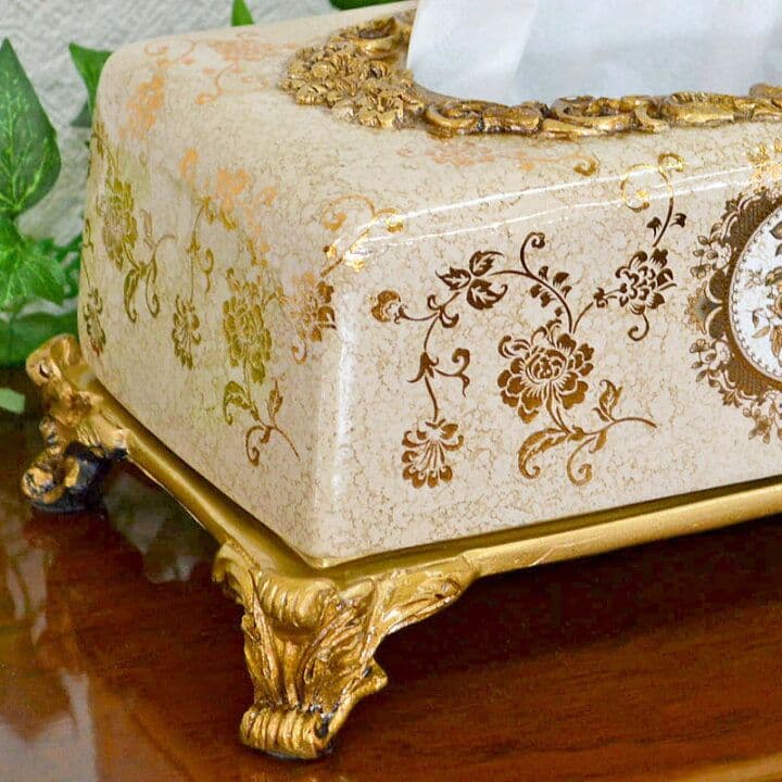 輸入雑貨　シノワズリ　『薔薇のティッシュBOX』　ゴールド　薔薇柄　リビング