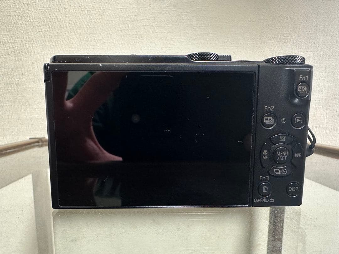 【りん】Panasonic LUMIX DMC-LX9