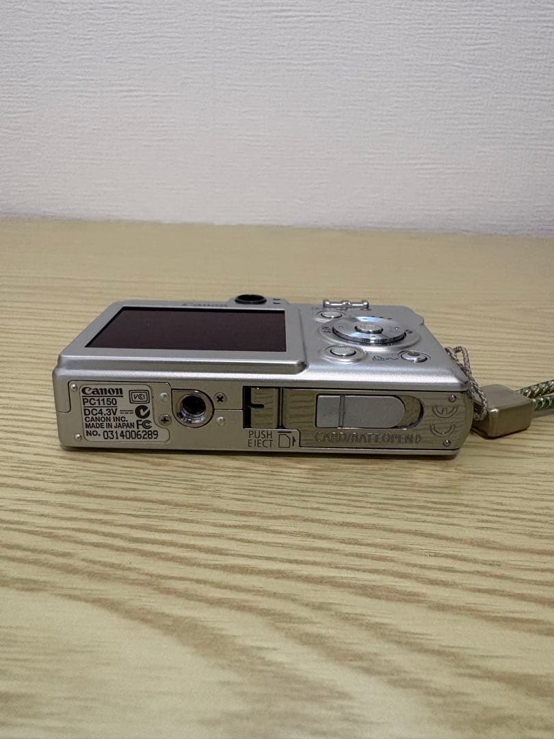 コンパクトデジカメ　Canon IXY DIGITAL 55