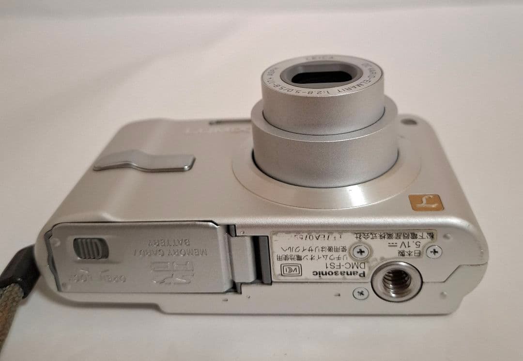 準美品 Panasonic LUMIX DMC-FS1 デジタルカメラ