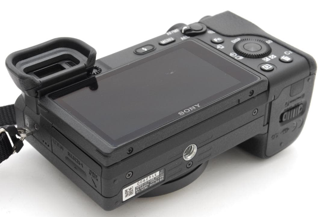 【ほぼ新品】ソニー Sony a6400 ダブルレンズキット ショット数138回