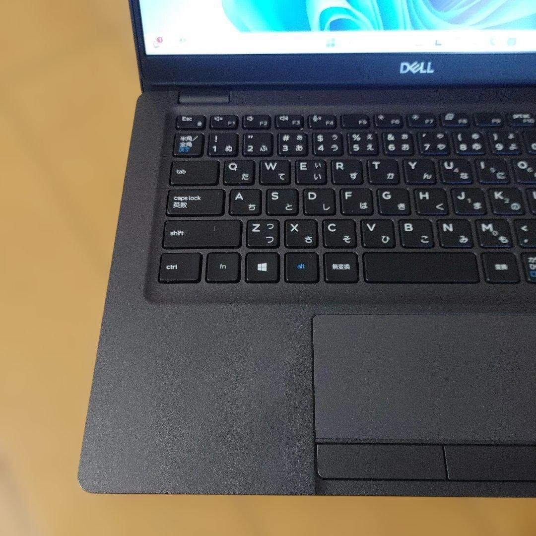 Dellノートパソコン/i5-8265U/SSD256 Office 2021