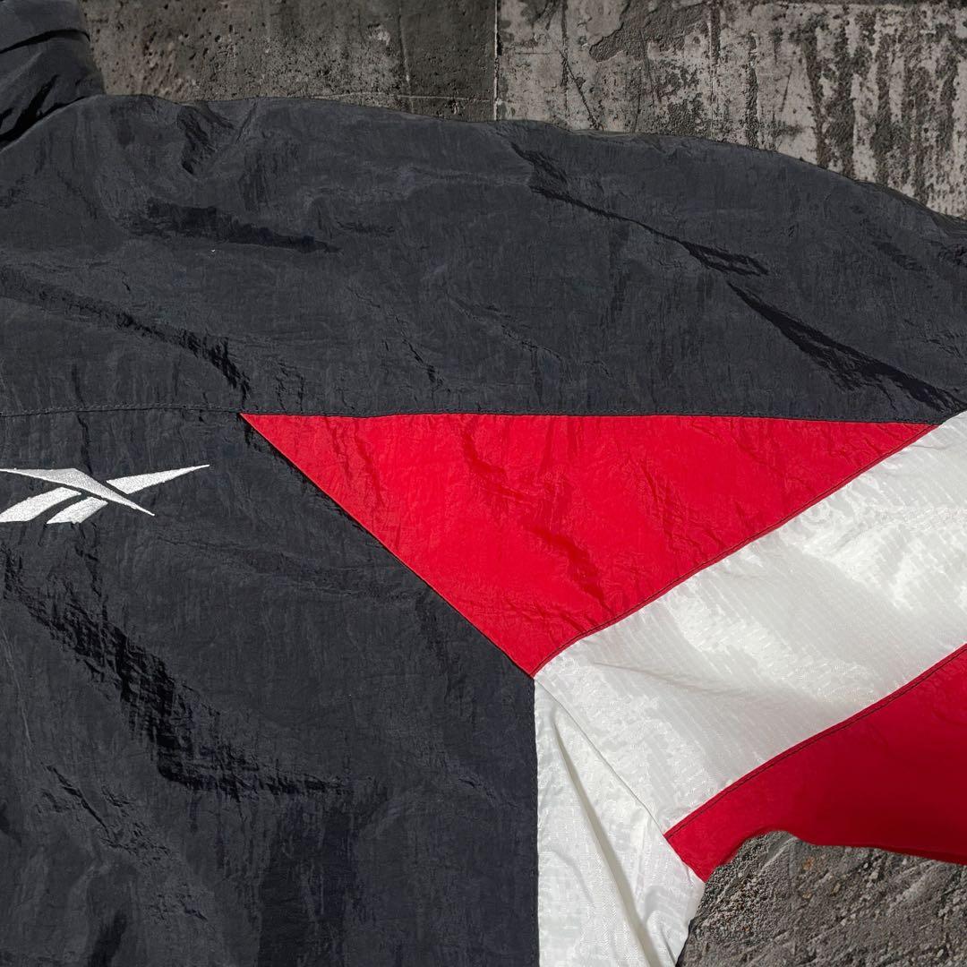 激レア90sReebokナイロンジャケット バックロゴ刺繍ロゴ古着ヴィンテージ