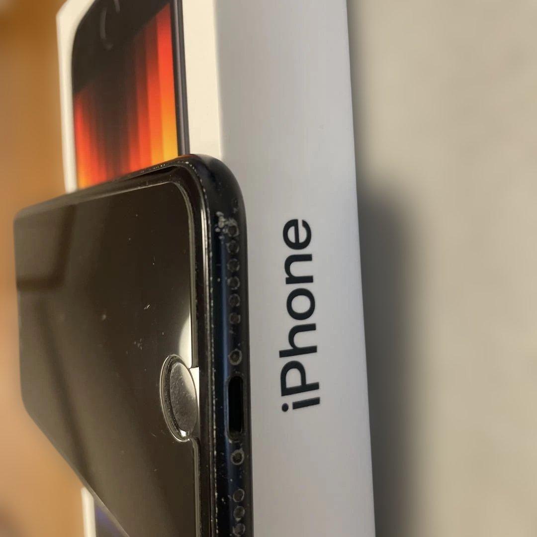 iPhone SE 第3世代　黒　iPhone se