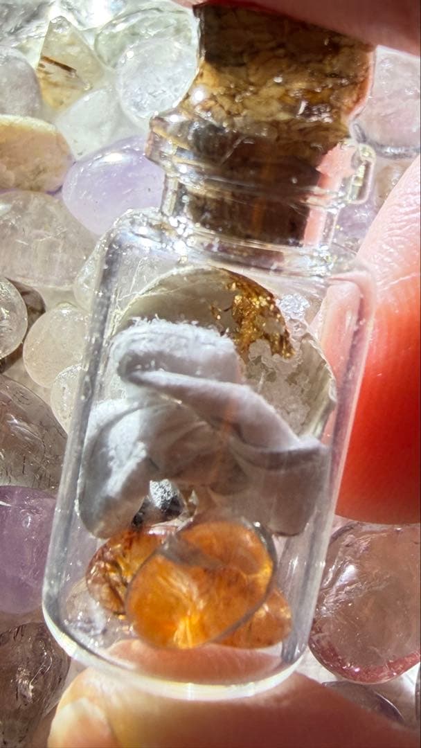 即購入可‼️ラスト2体‼️白蛇御神体お守り 選べません 必要な人が持つ事