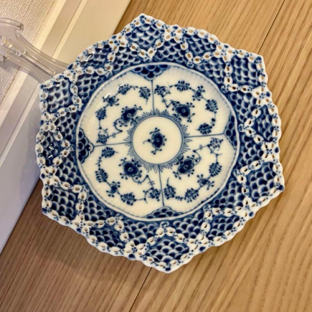 ロイヤルコペンハーゲン ブルーフルーテッド ダブルレース プレート