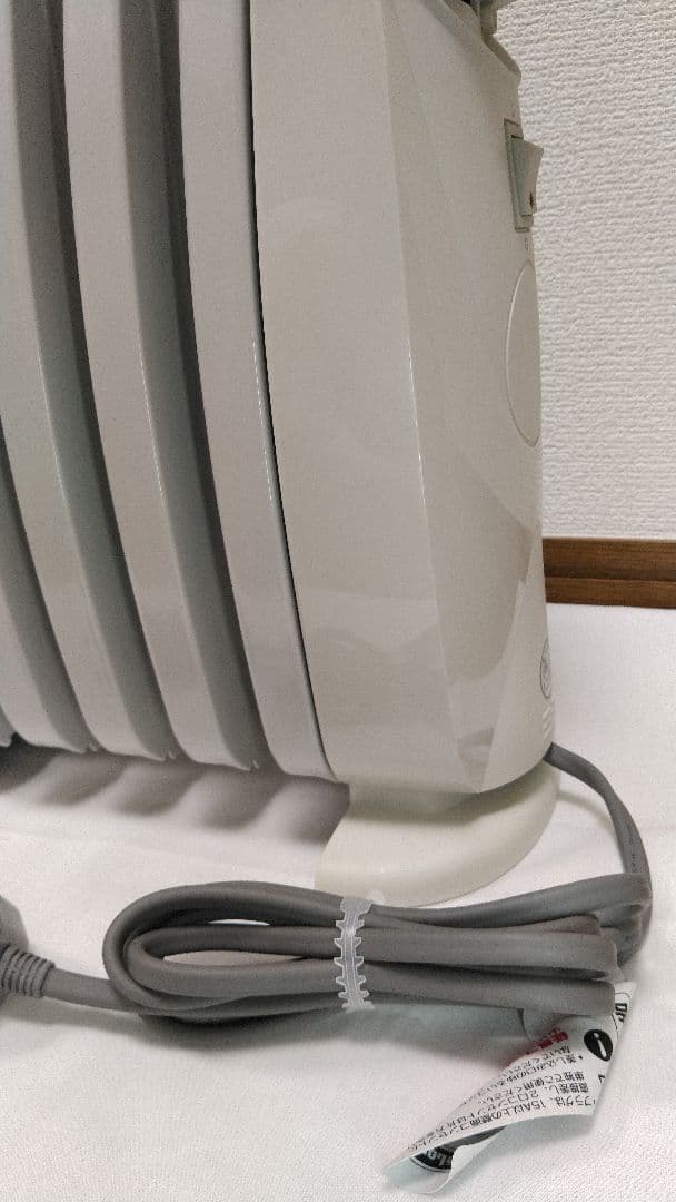 しろ デロンギ DeLonghi TRN0505JS オイルヒーター