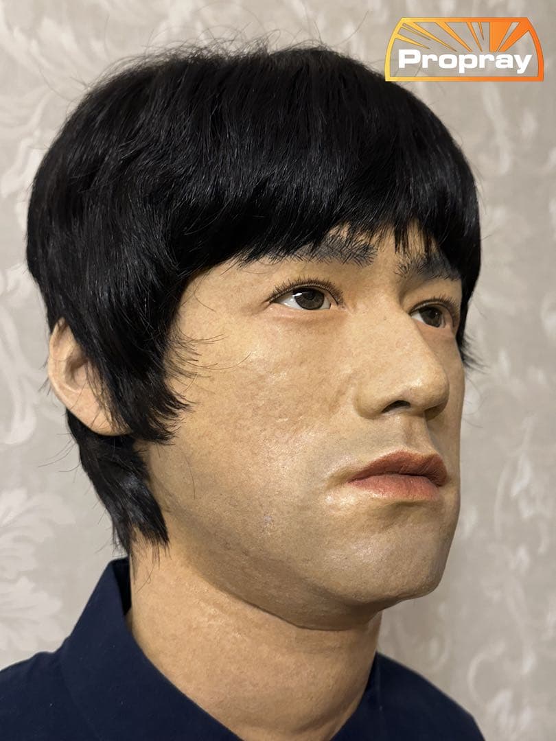 y*i様 ブルース・リー Bruce Lee 燃えよドラゴン 等身大 Neca