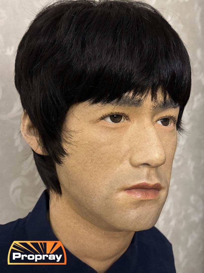 y*i様 ブルース・リー Bruce Lee 燃えよドラゴン 等身大 Neca