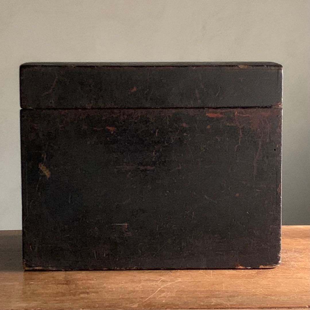 日本の古道具 古い 木箱 塗りの箱 古道具 アンティーク オブジェ