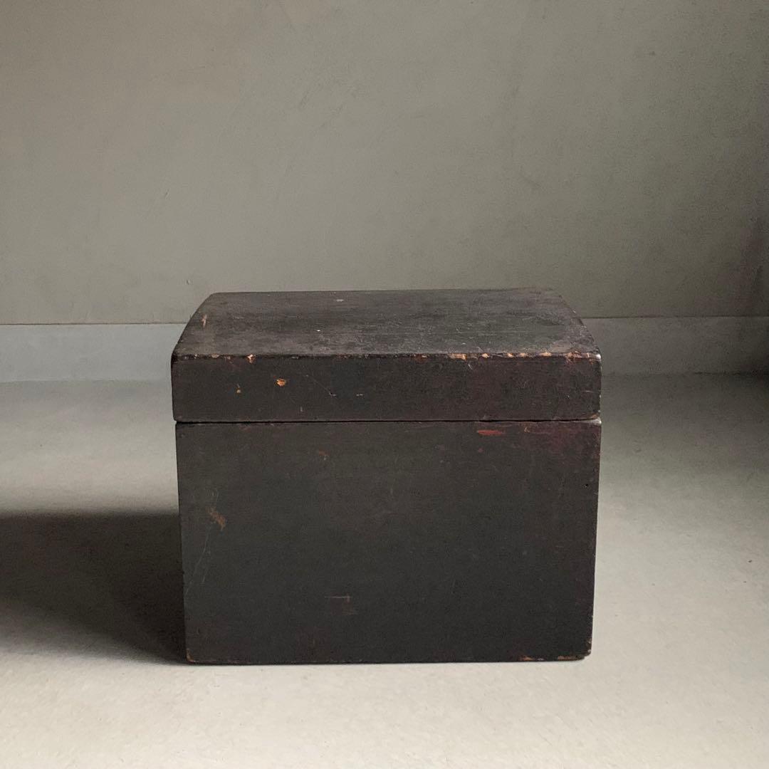 日本の古道具 古い 木箱 塗りの箱 古道具 アンティーク オブジェ