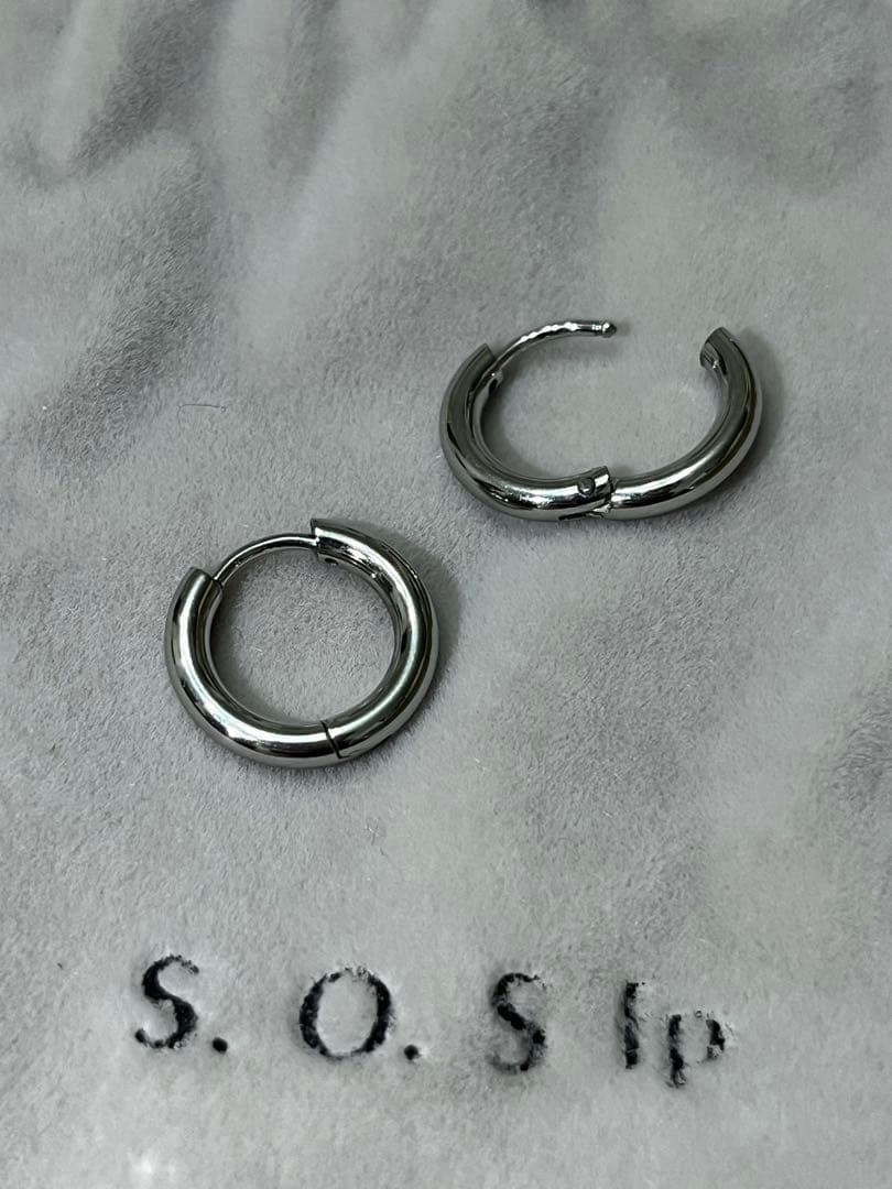 ｛最終値下げ】　sos fpトムウッド？　ピアス　フープピアス　中古