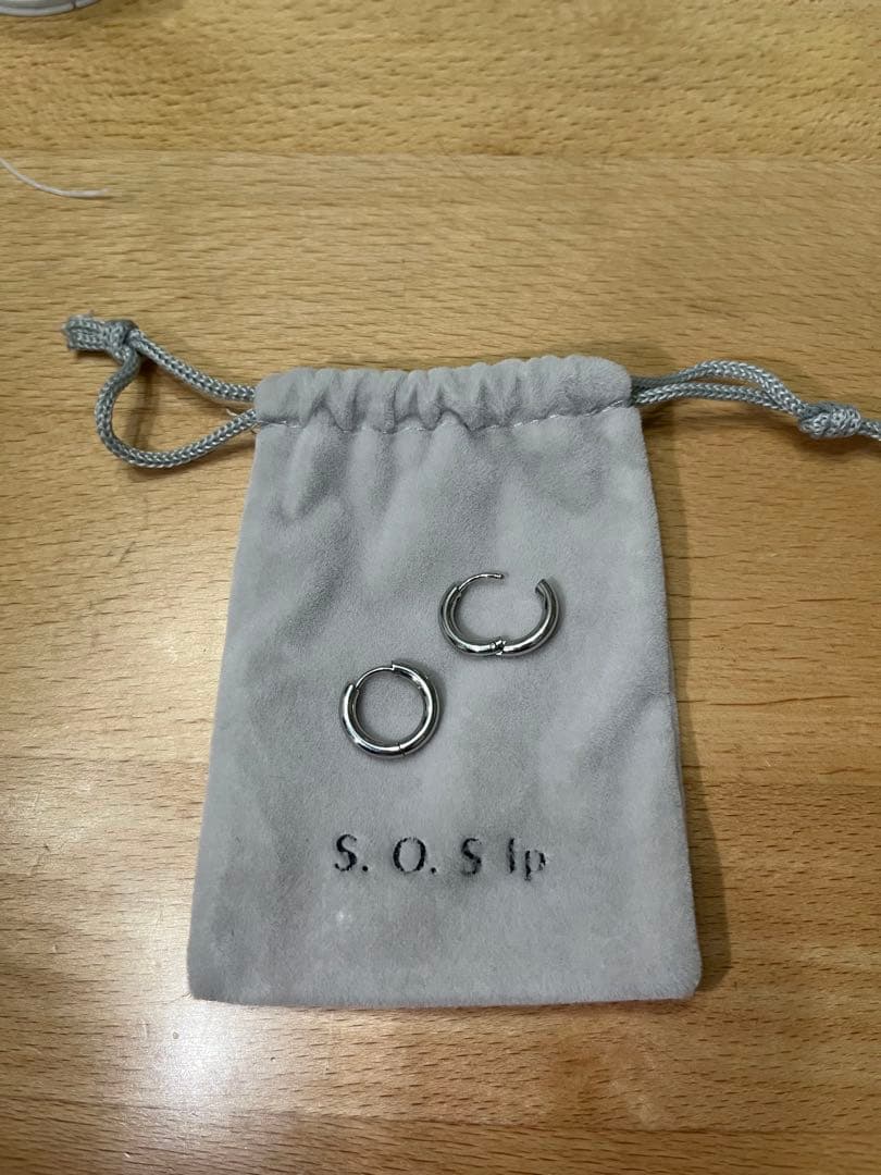 ｛最終値下げ】　sos fpトムウッド？　ピアス　フープピアス　中古