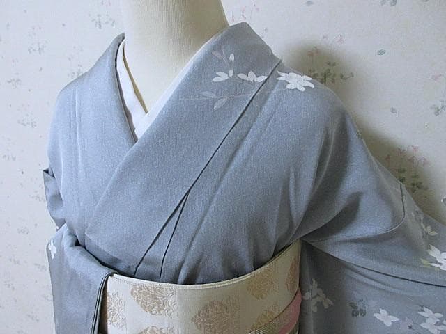 訪問着：美品：白い花と萩の花：淡いブルーグレー：袷正絹：P32