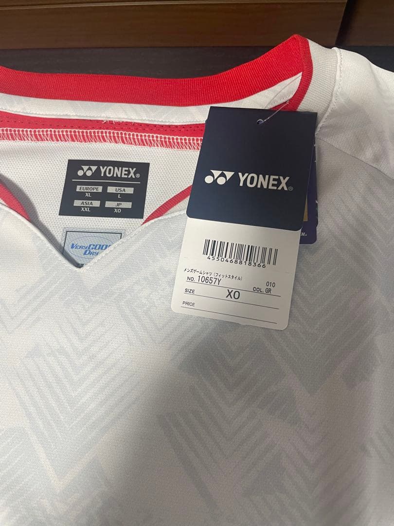 YONEX 幾何学模様 シャツ XO 新品タグ付き