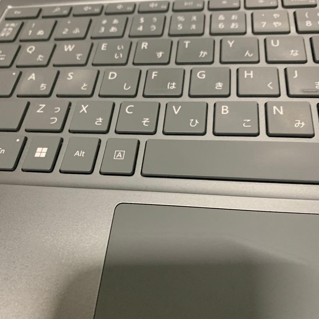 Microsoft Surface Laptop Go 2ノートパソコン