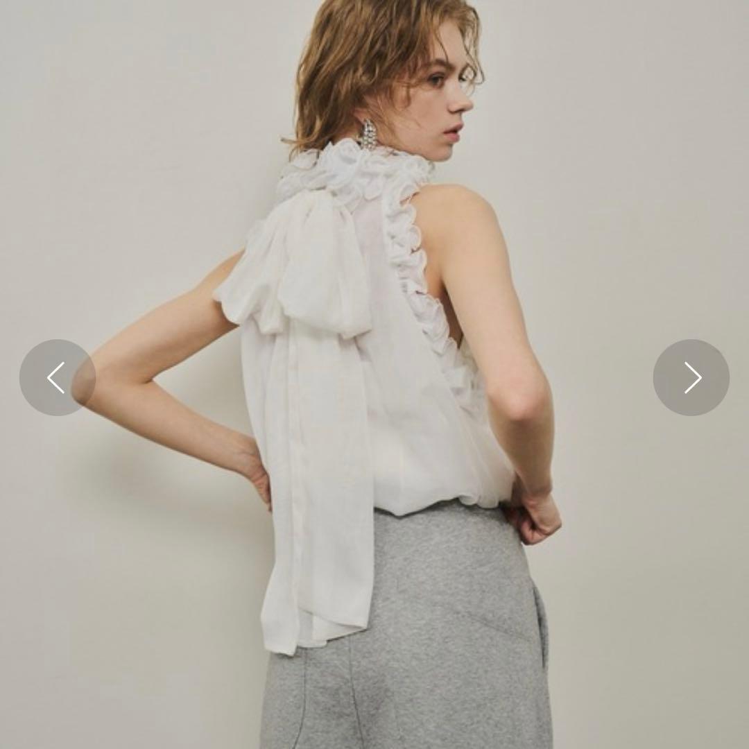 【LA BELLE ETUDE】 ティアードメロウフリルホルターネックブラウス