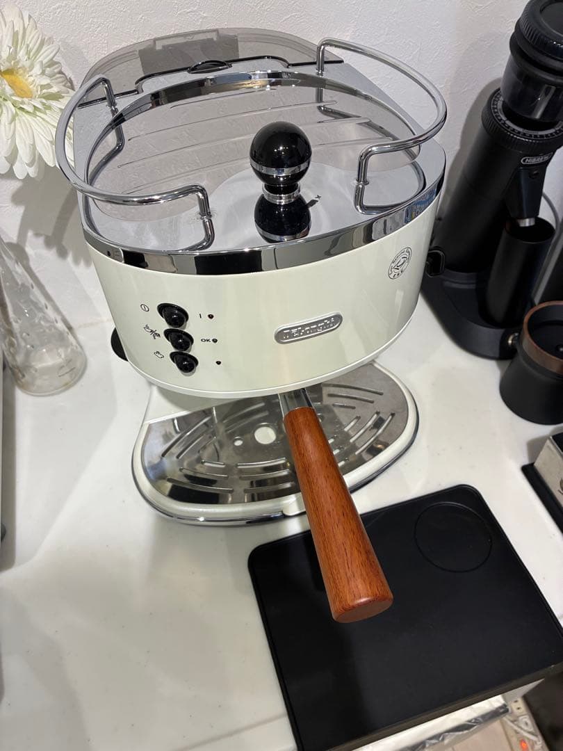 デロンギ アイコナ エスプレッソマシン　ECO310W
