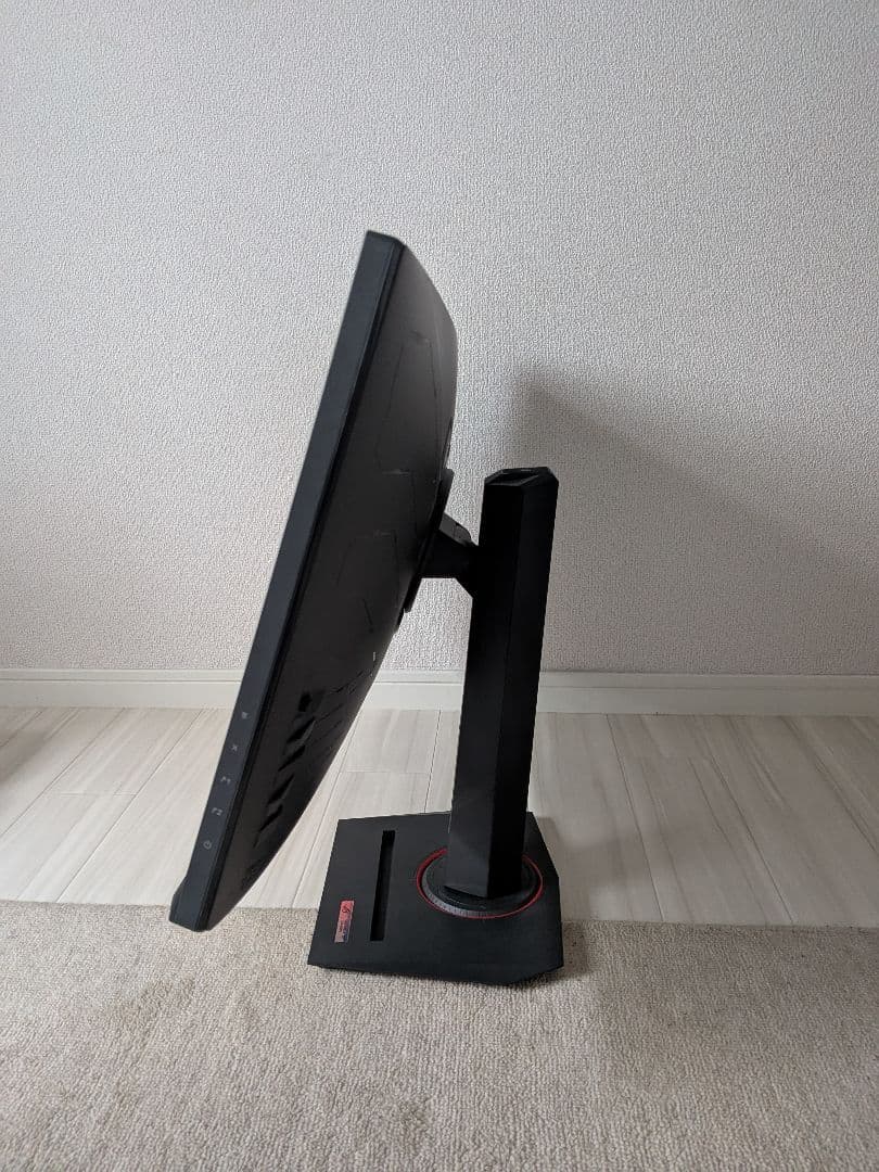 ASUS ROG Strix XG27UCS 27インチ4Kゲーミングモニター