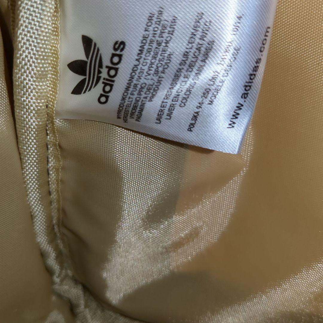 大人気　adidas 　RETRO ARCH　ダークブラウン ショルダー