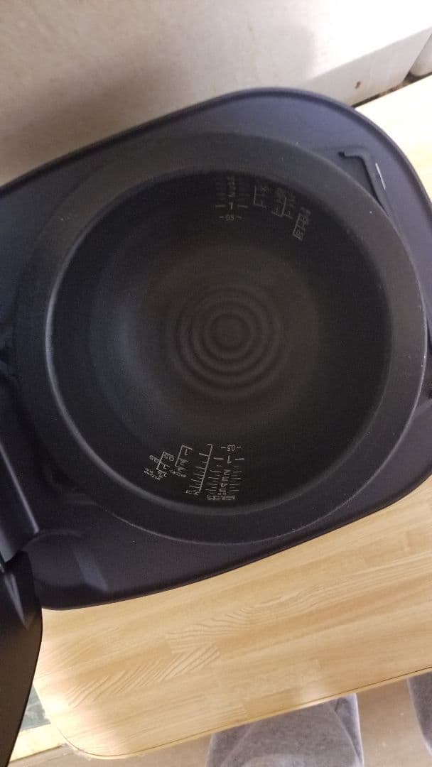 2021年製 土鍋ご泡火炊き タイガー圧力IH炊飯器 バックライト液晶画面搭載