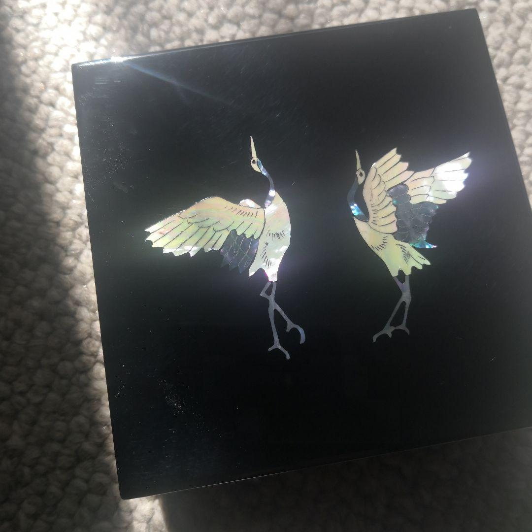 漆器 鶴のデザイン アクセサリーボックス