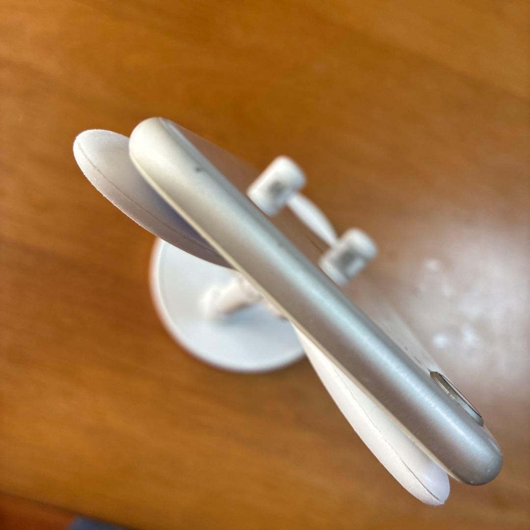 Apple iPhone 8 64GB ホワイト　本体